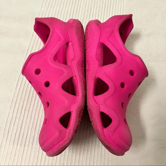 Crocs Swiftwater Wave 204021-676 Pink Clogs, size child toddler youth girls 12 - Picture 2 of 6
